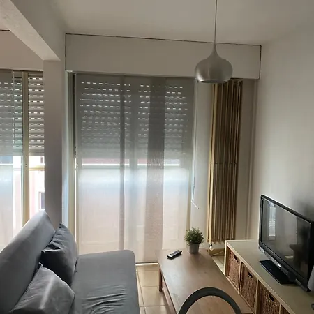 T1 Privee Bien Situe,piscine,tennis,parking Apartment *