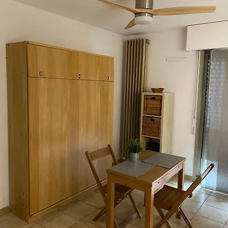 T1 Privee Bien Situe,piscine,tennis,parking * Hyeres