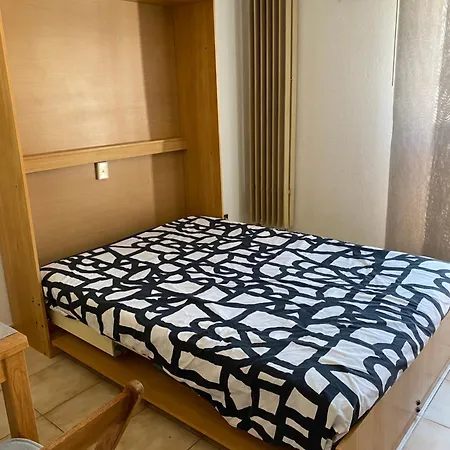 T1 Privee Bien Situe,piscine,tennis,parking *